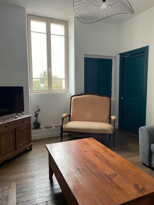 Le Gite De Justine Et Agathe Verdun-sur-Meuse Exterior foto